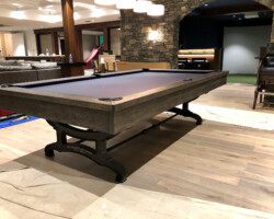 Beautiful Birmingham Brunswick Pool Table